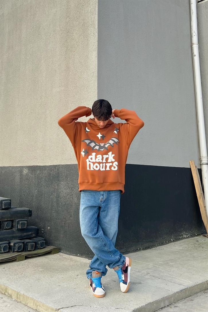 Dark Hours Baskılı Oversize Hoodie