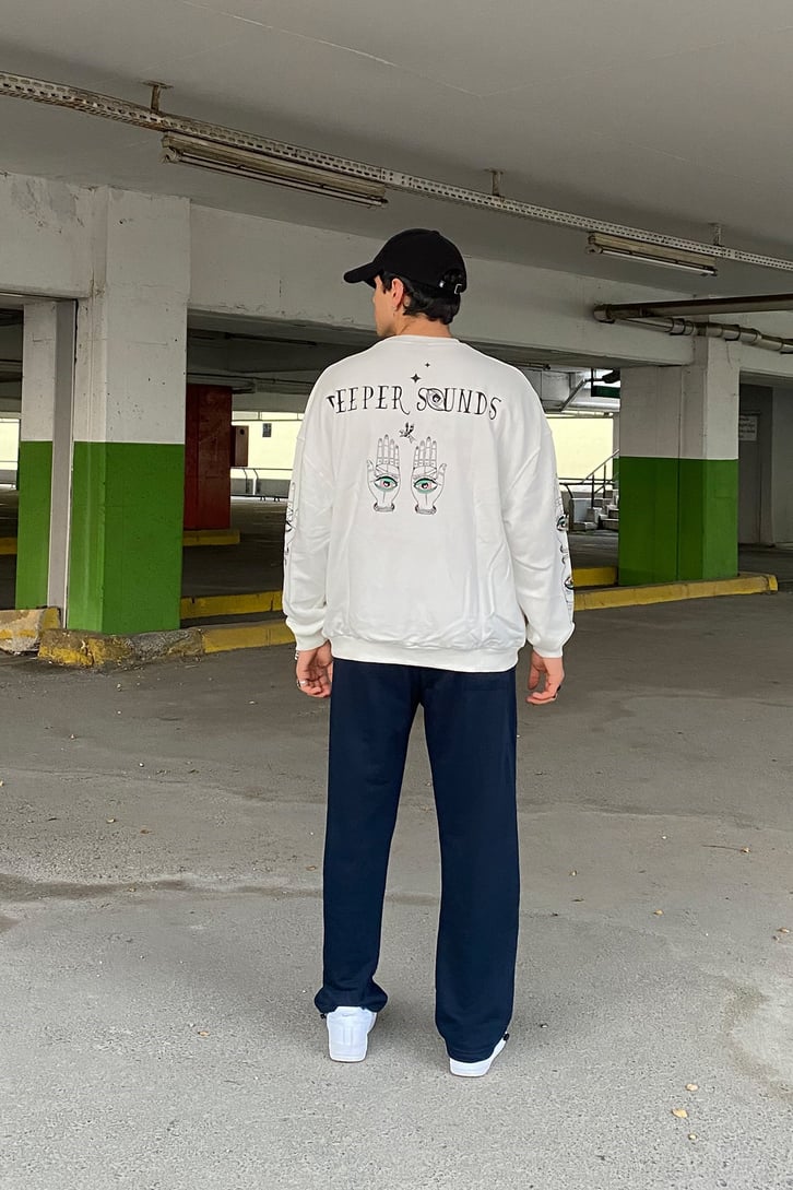 DEEPER SOUND BASKILI OVERSIZE SWEATSHIRT