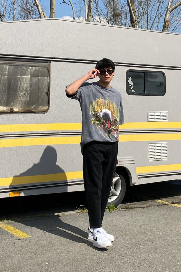 Demon Snake Oversize Washed Tshirt