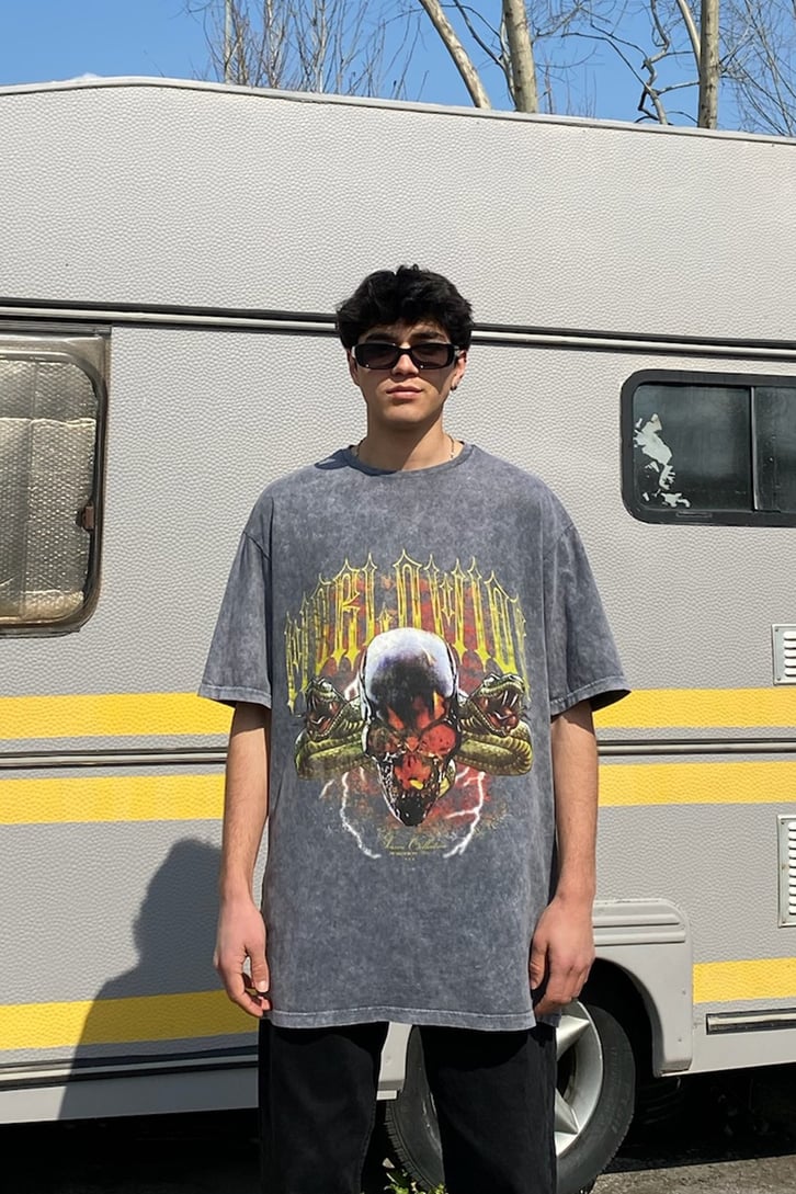 Demon Snake Oversize Washed Tshirt