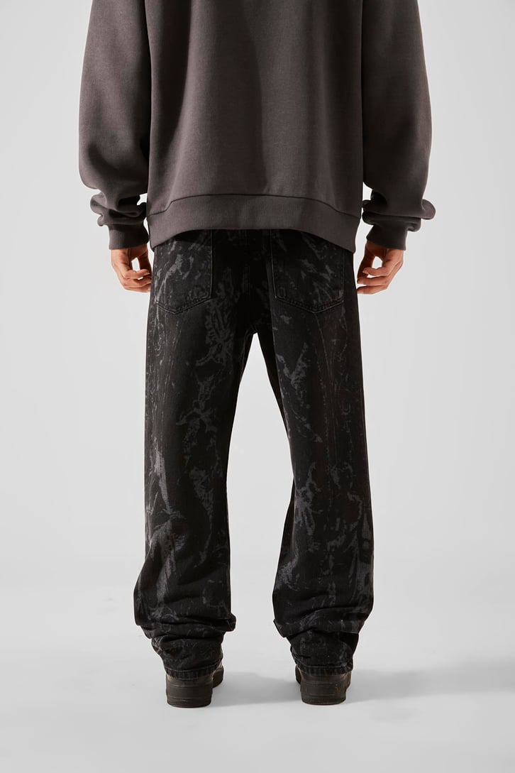 Desen Baskılı Siyah Baggy Jean