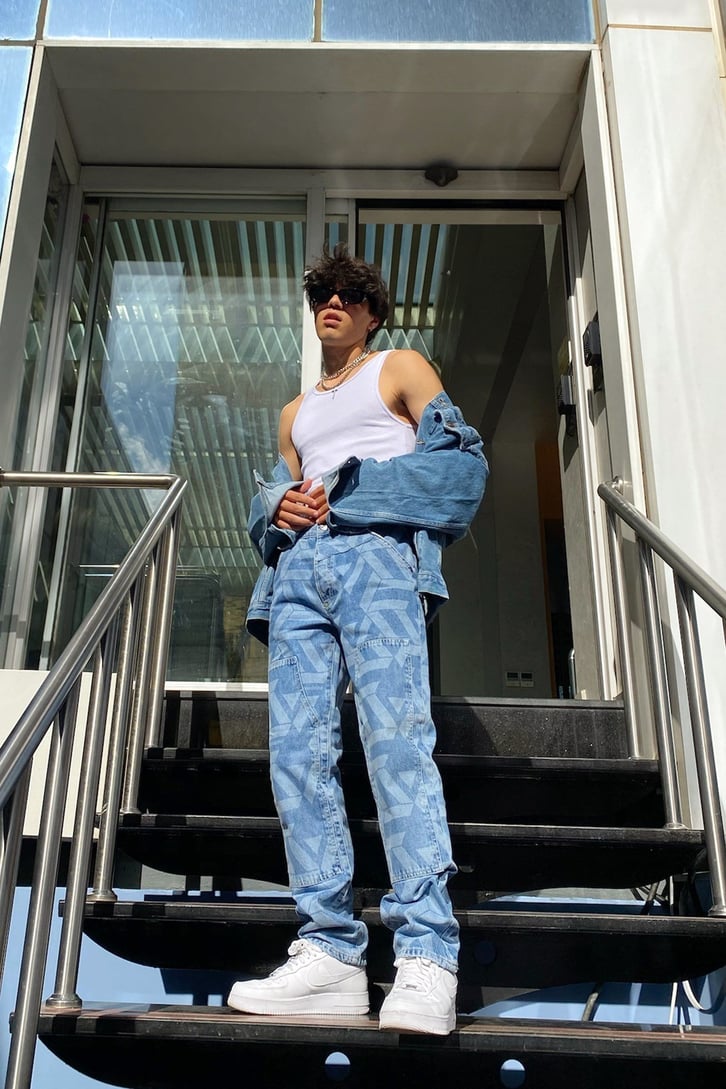 Desenli Parça Detay Mavi Regular Fit Jean