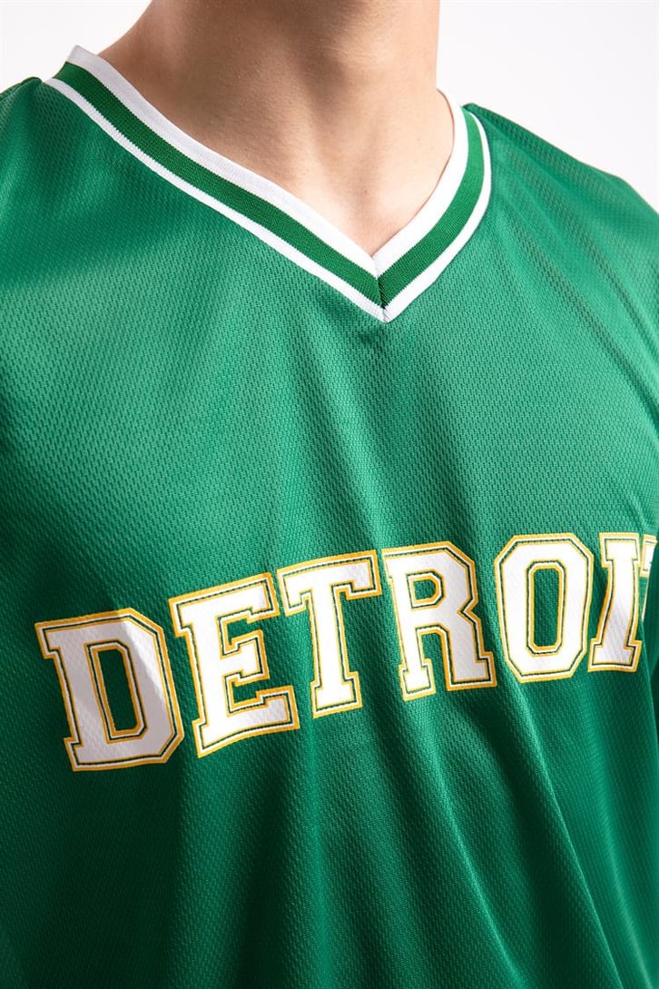 Detroit Baskılı Yeşil Forma