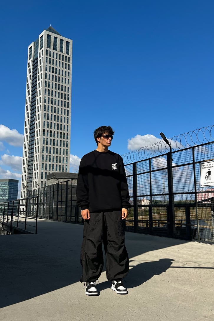 DFND Basic Siyah Oversize Sweatshirt