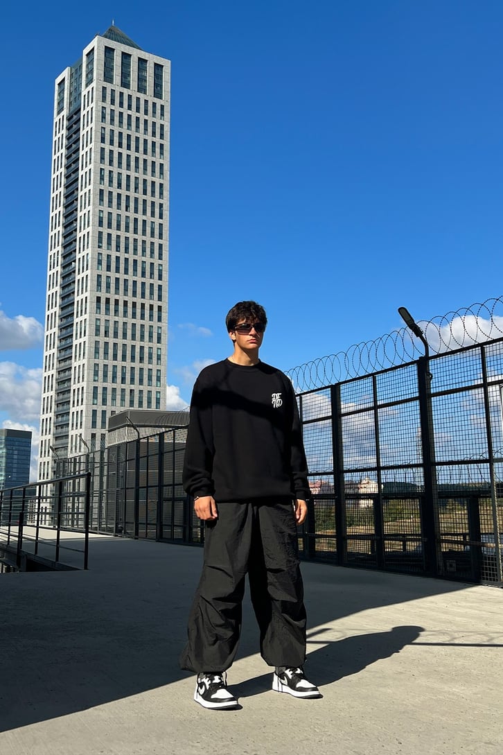 DFND Basic Siyah Oversize Sweatshirt