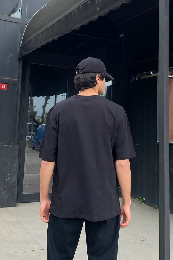 Did I Imagine It Baskılı Siyah Oversize Tshirt