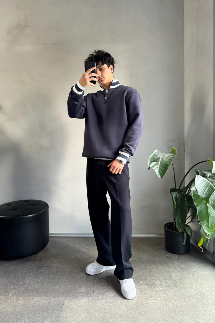 Dik Yaka Fermuarlı Oversize Sweatshirt