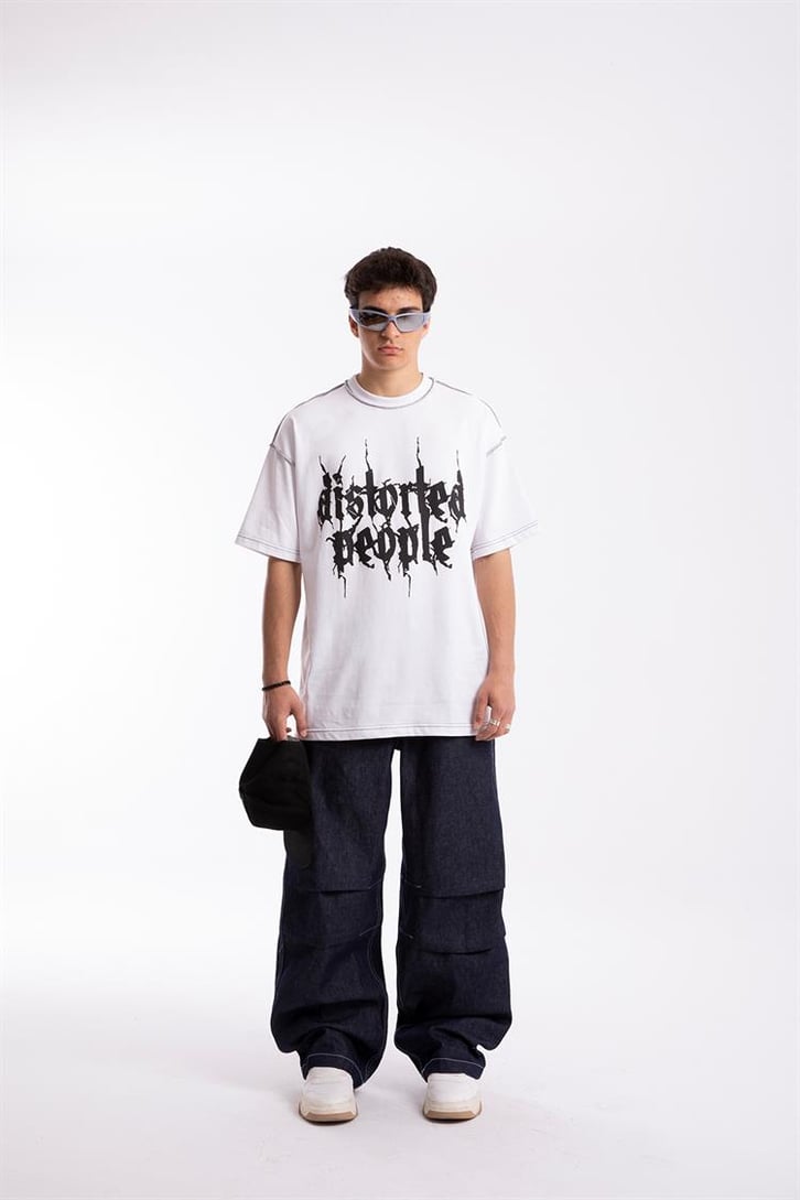 Distorted People Baskılı Beyaz Oversize Tişört