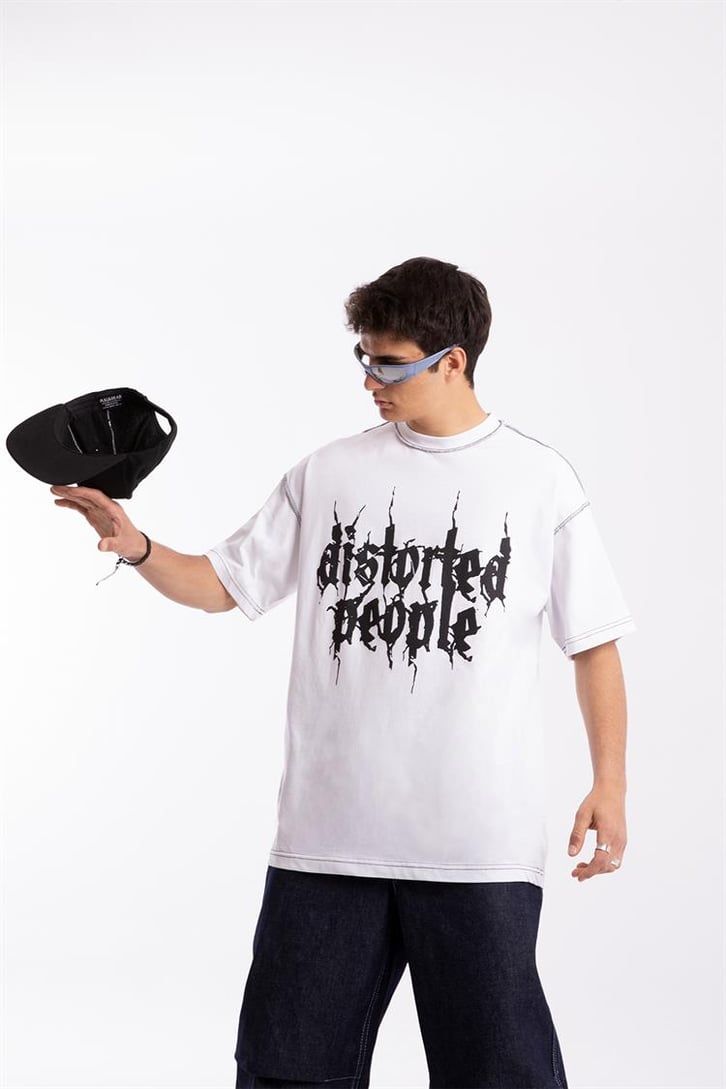 Distorted People Baskılı Beyaz Oversize Tişört