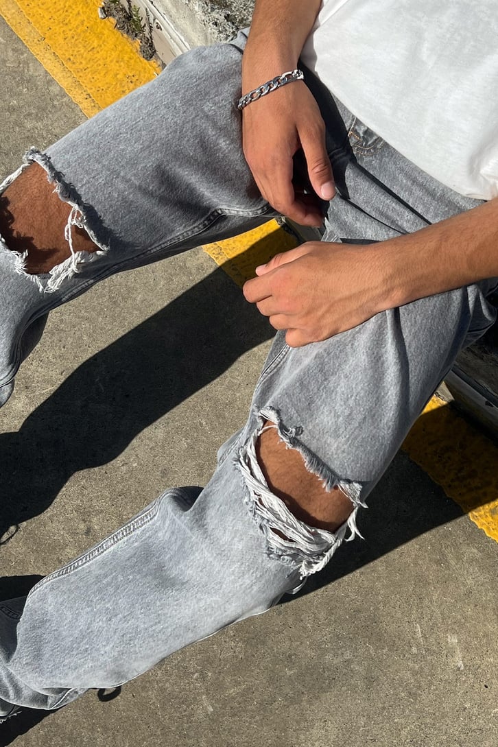 Distressed Acid Wash Regular Fit Jean