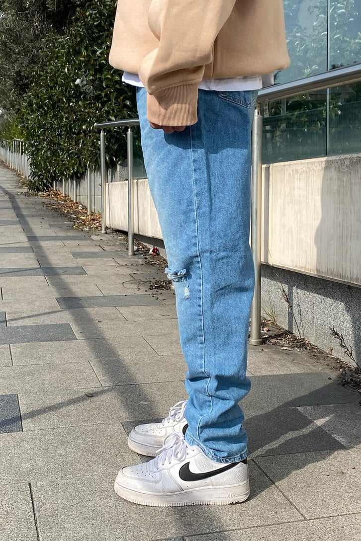 Distressed Boru Paça Sky Blue Jean