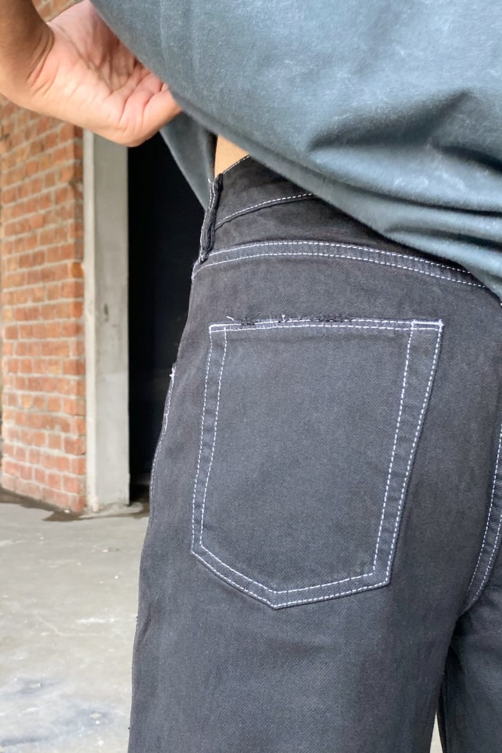 Distressed Siyah Baggy Jean