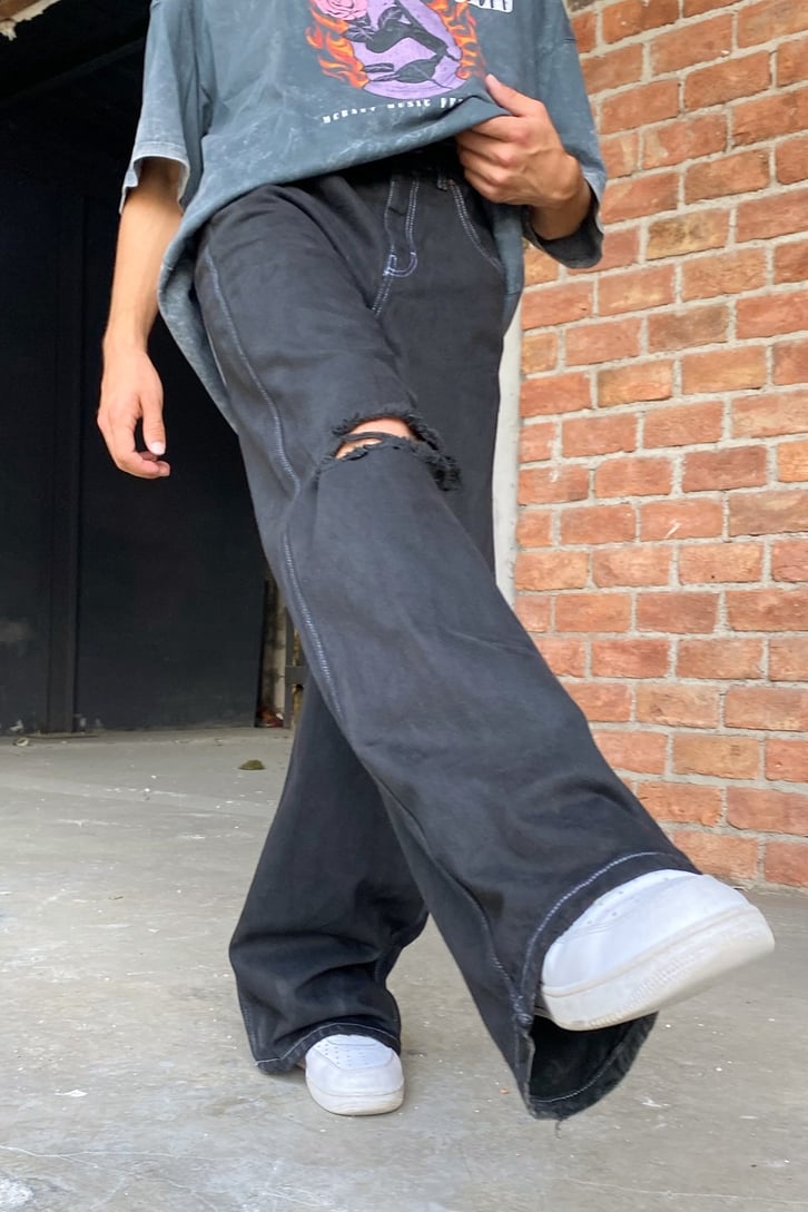 Distressed Siyah Baggy Jean
