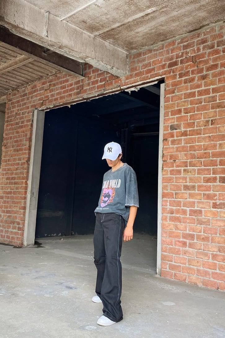 Distressed Siyah Baggy Jean