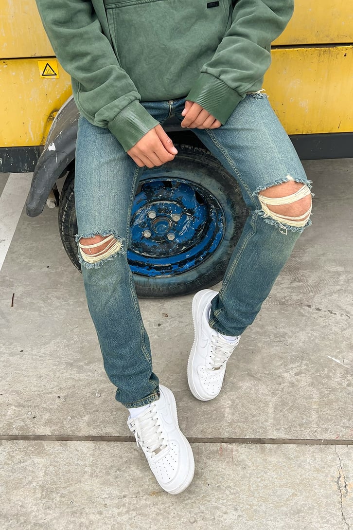 Distressed Skinny Fit Premium Jean