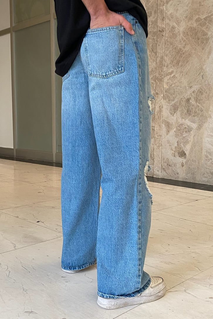 Distressed Sky Blue Premium Baggy Jean
