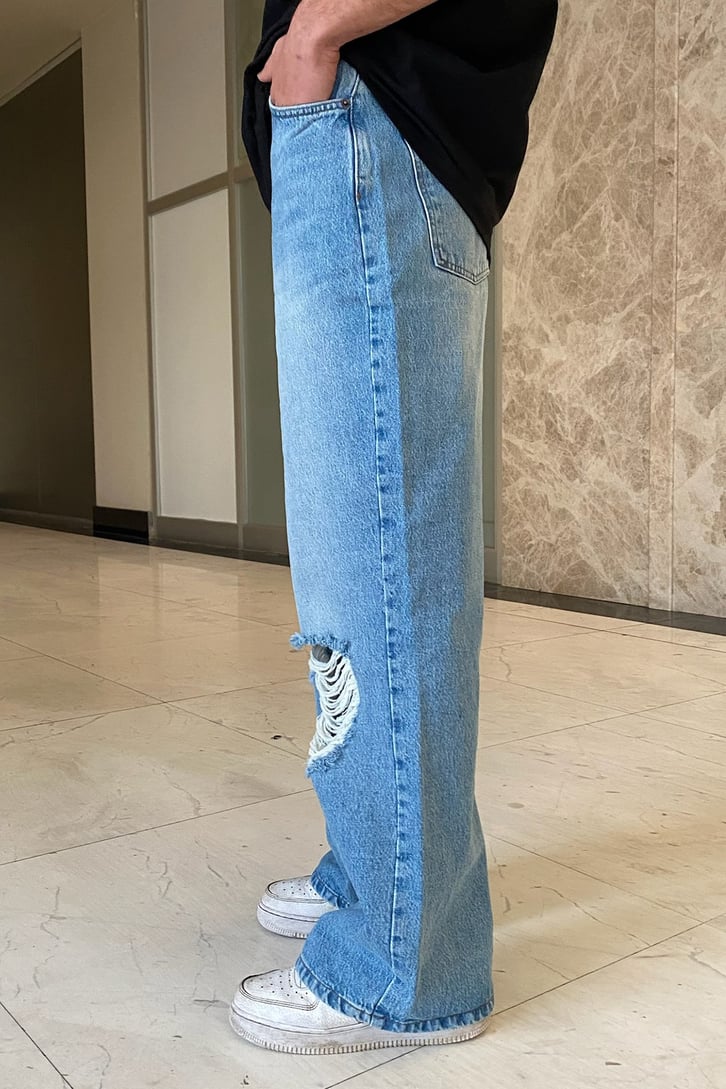Distressed Sky Blue Premium Baggy Jean