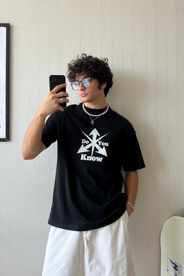 Do U Know Direction Baskılı Oversize Tişört