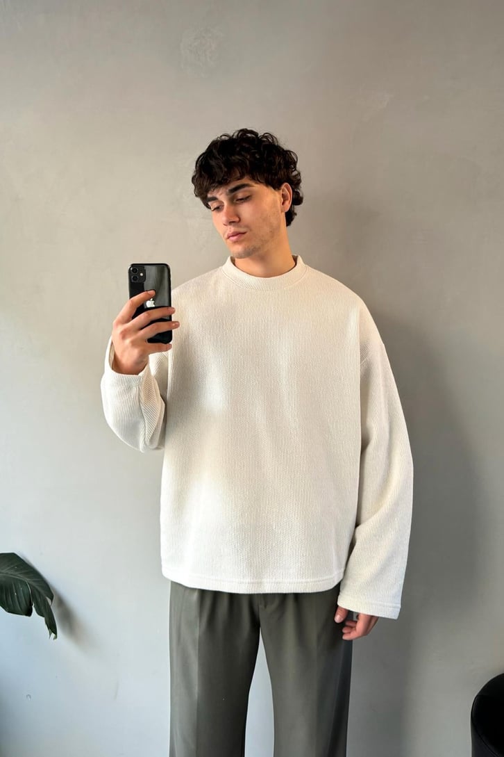 Dokulu Bisiklet Yaka Oversize Sweatshirt