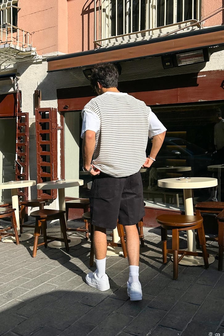 Dokulu İnce Triko Siyah Çizgili Süveter