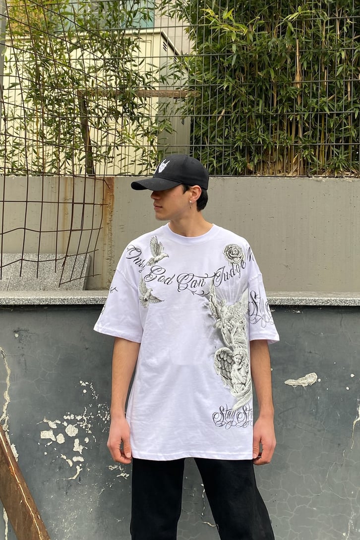 Don't Judge Oversize Beyaz Tshirt