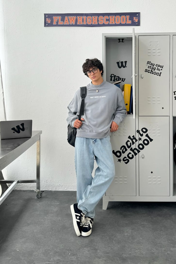 Don't Worry, Be Happy Nakışlı Oversize Sweatshirt