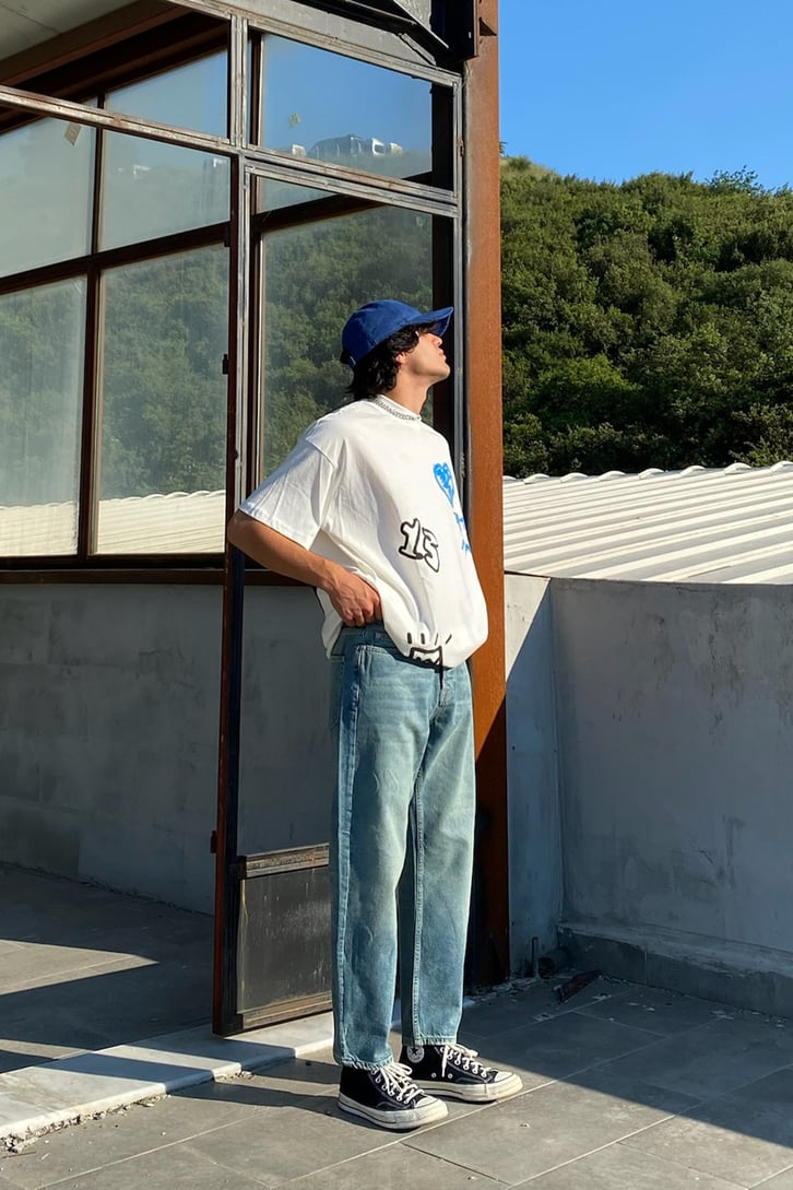 Doodle Baskılı Beyaz Oversize Tshirt