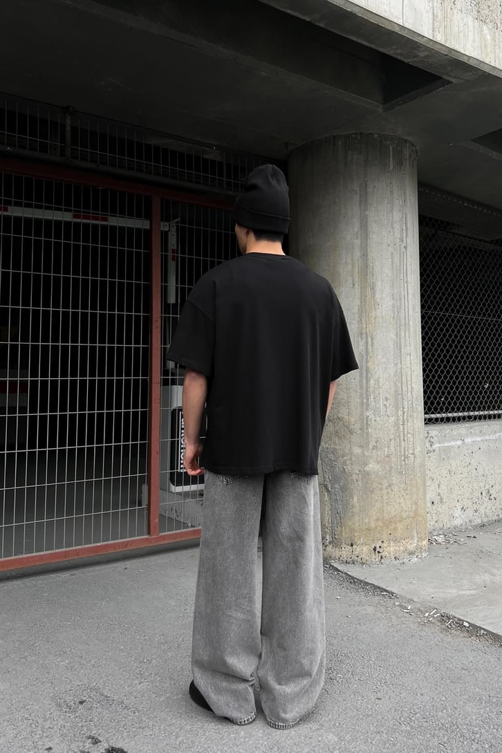 Dreamway Nakışlı Siyah Oversize Tişört