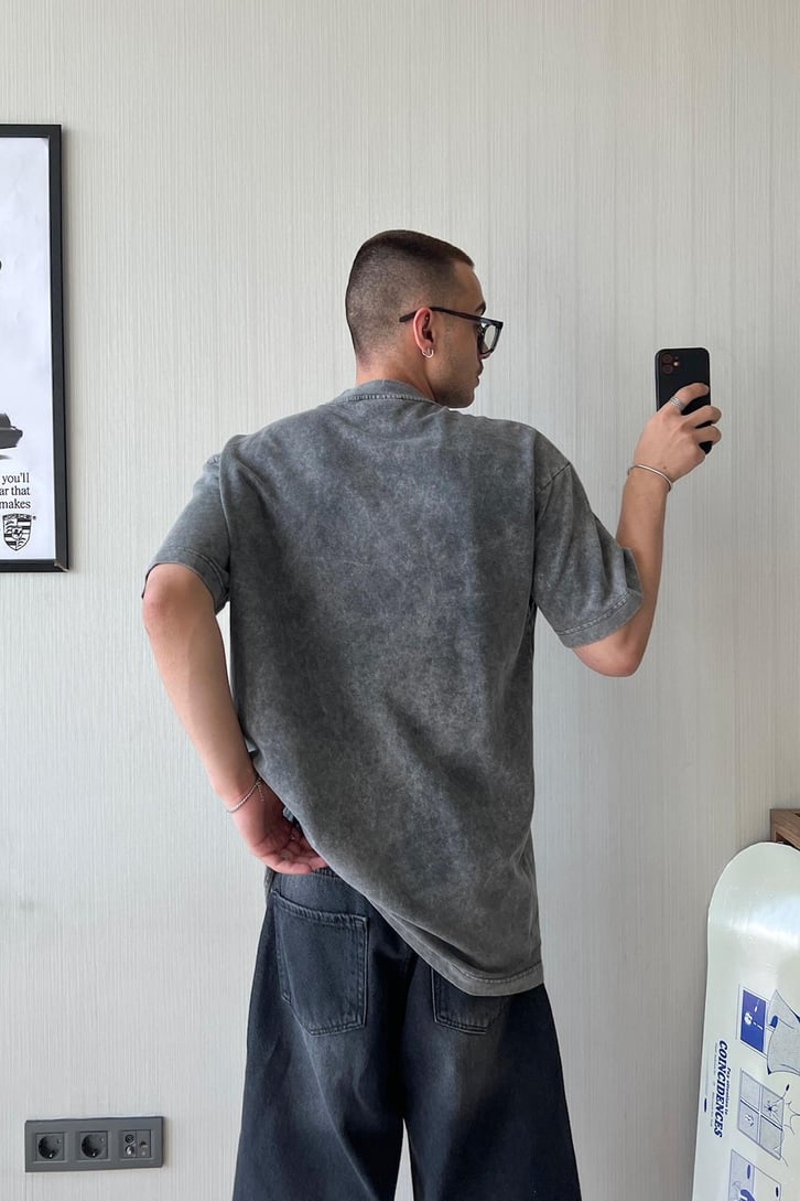 Drive Nakışlı Siyah Acid Wash Oversize Tişört
