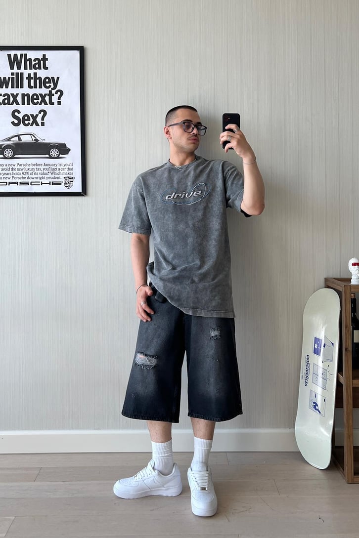 Drive Nakışlı Siyah Acid Wash Oversize Tişört