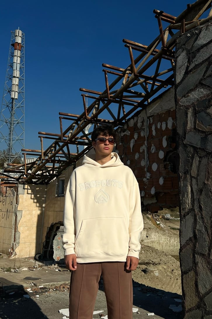 Dropouts Nakışlı Oversize Sweatshirt