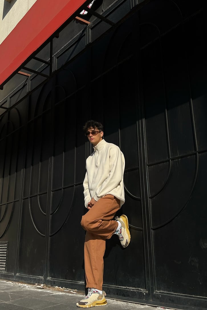 DSGN Studios Nakışlı Half-Zip Sweatshirt