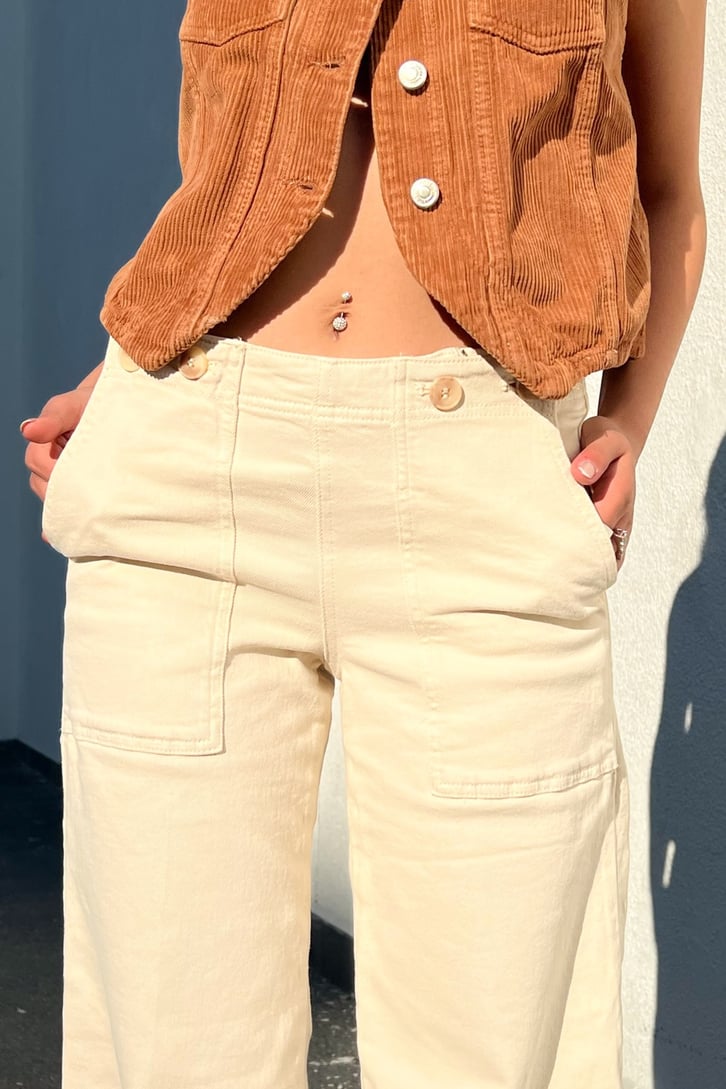 Düğme Detay Krem Baggy Pantolon