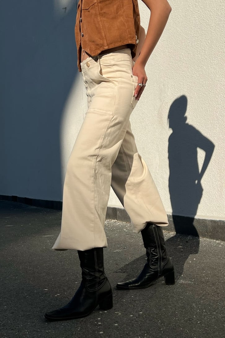 Düğme Detay Krem Baggy Pantolon