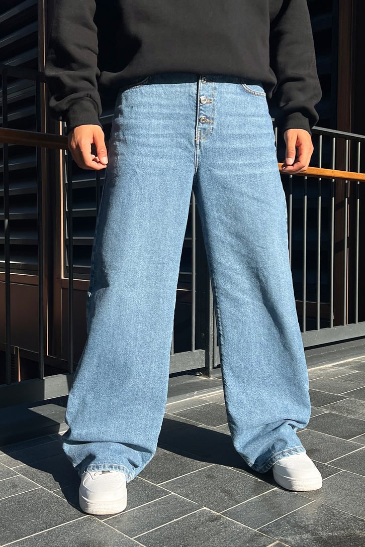 Düğme Detaylı Mavi Baggy Jean