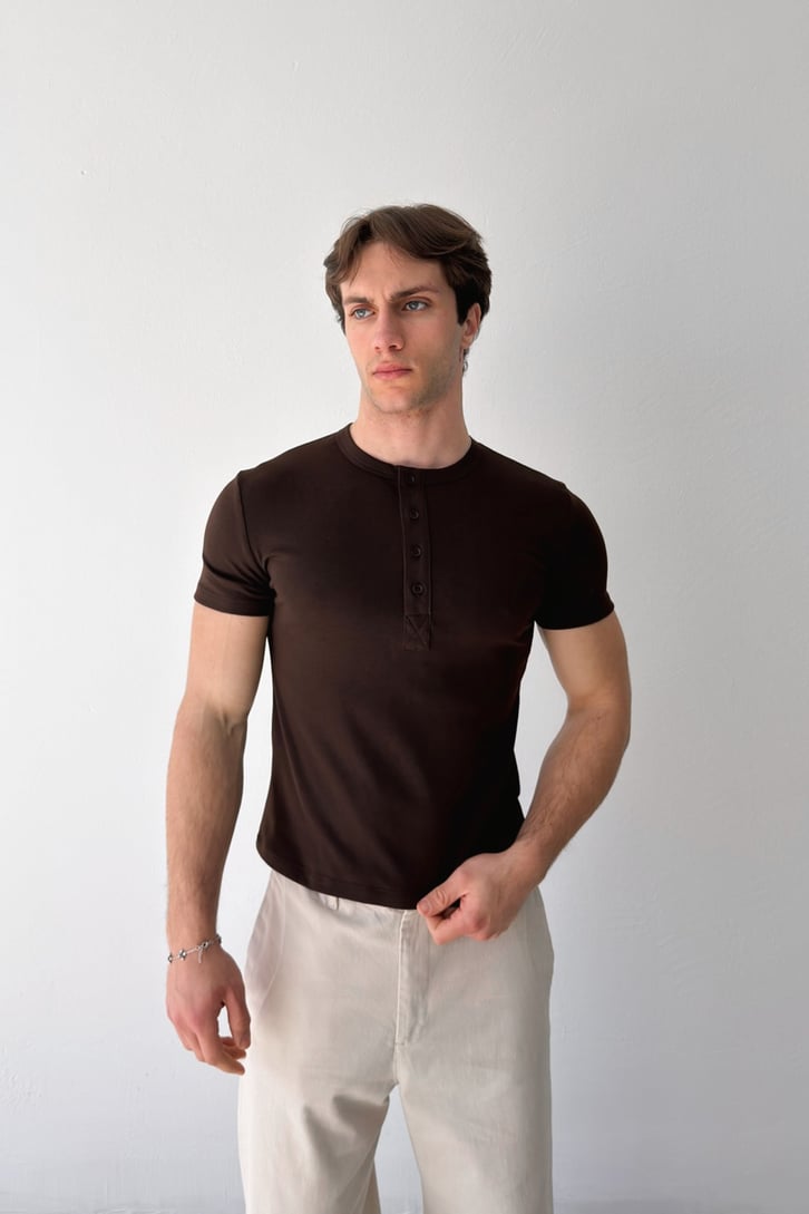 Düğmeli Basic Tişört