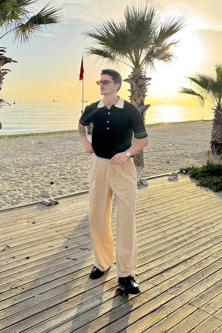 Düğmeli Polo Yaka Triko Tişört