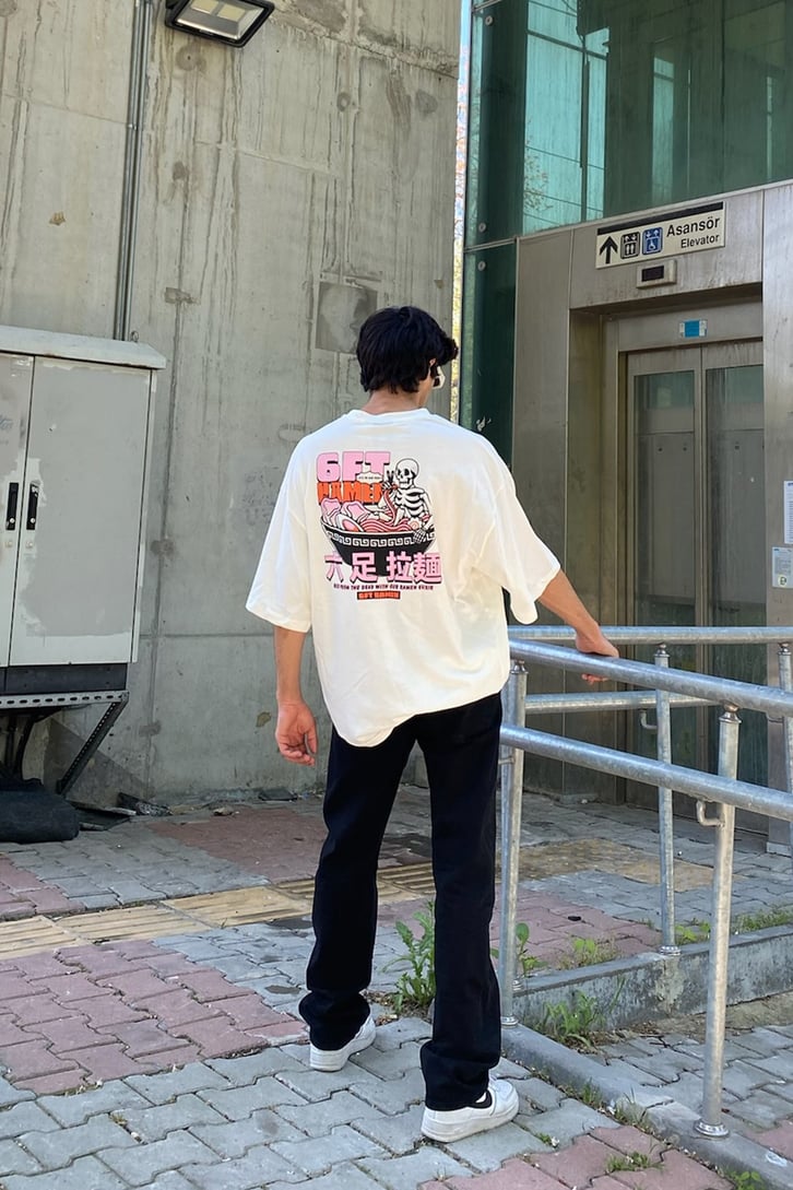 Eat Noodle! Oversize Tshirt