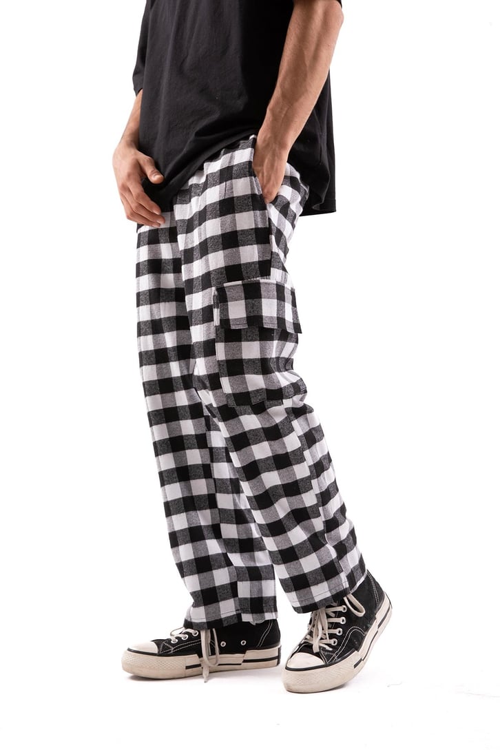 Ekose Desenli Kargo Cepli Siyah Pijama
