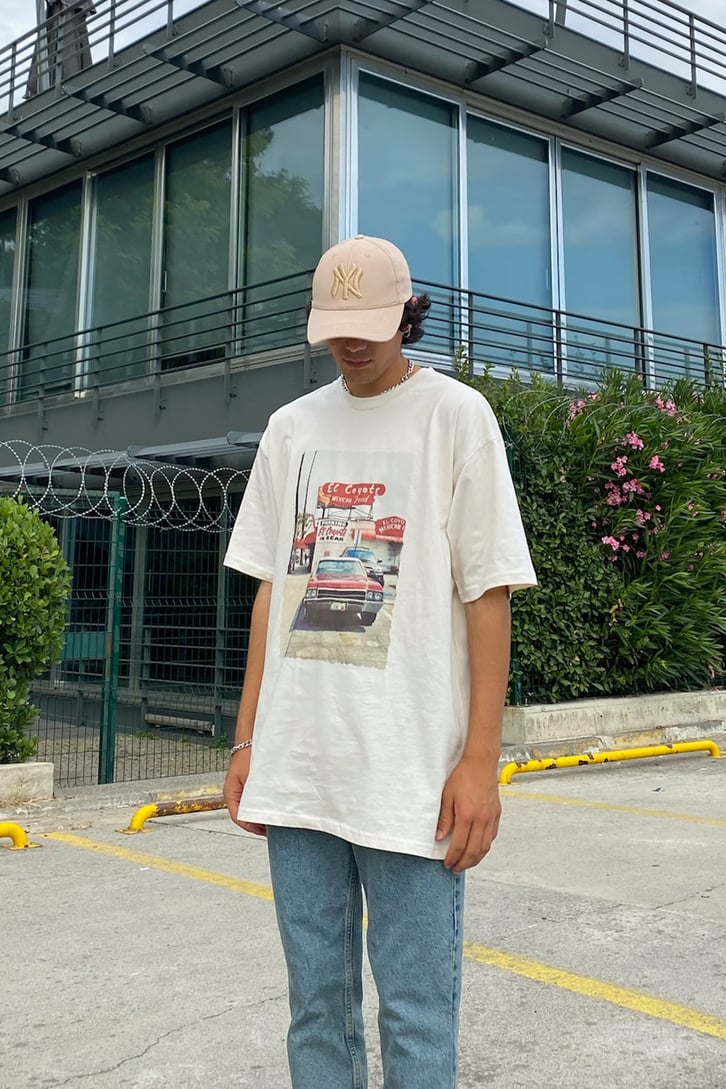 El Coyote Baskılı Taş Rengi Oversize Tshirt