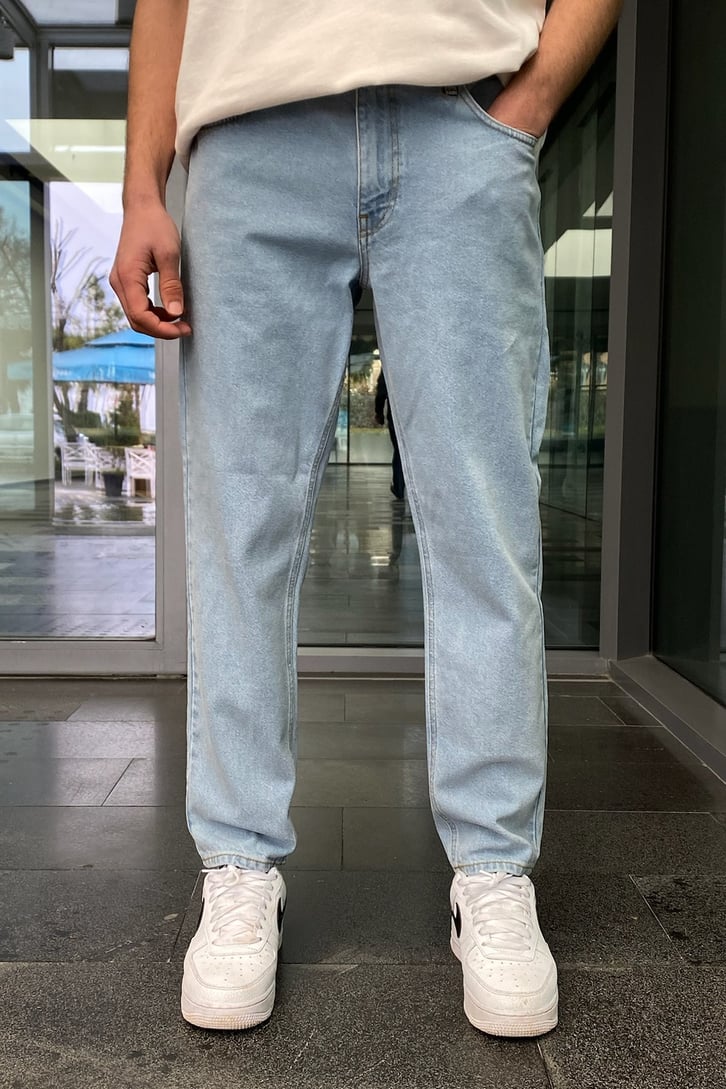 Elastic Waist Light Blue Carrot Fit Jean