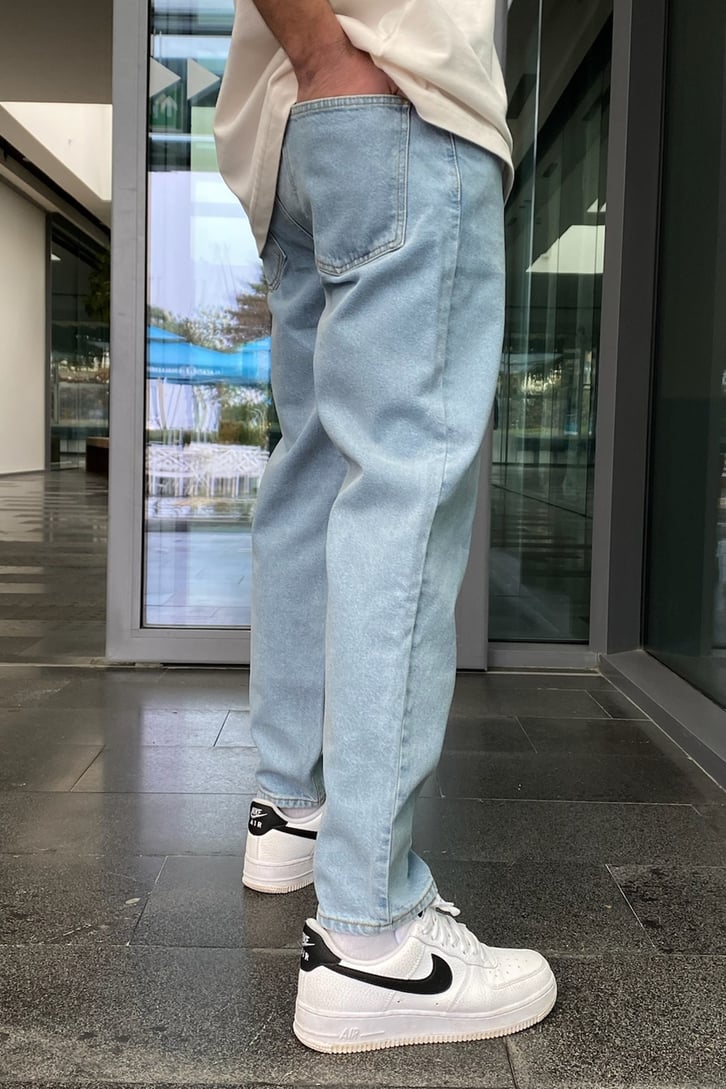 Elastic Waist Light Blue Carrot Fit Jean
