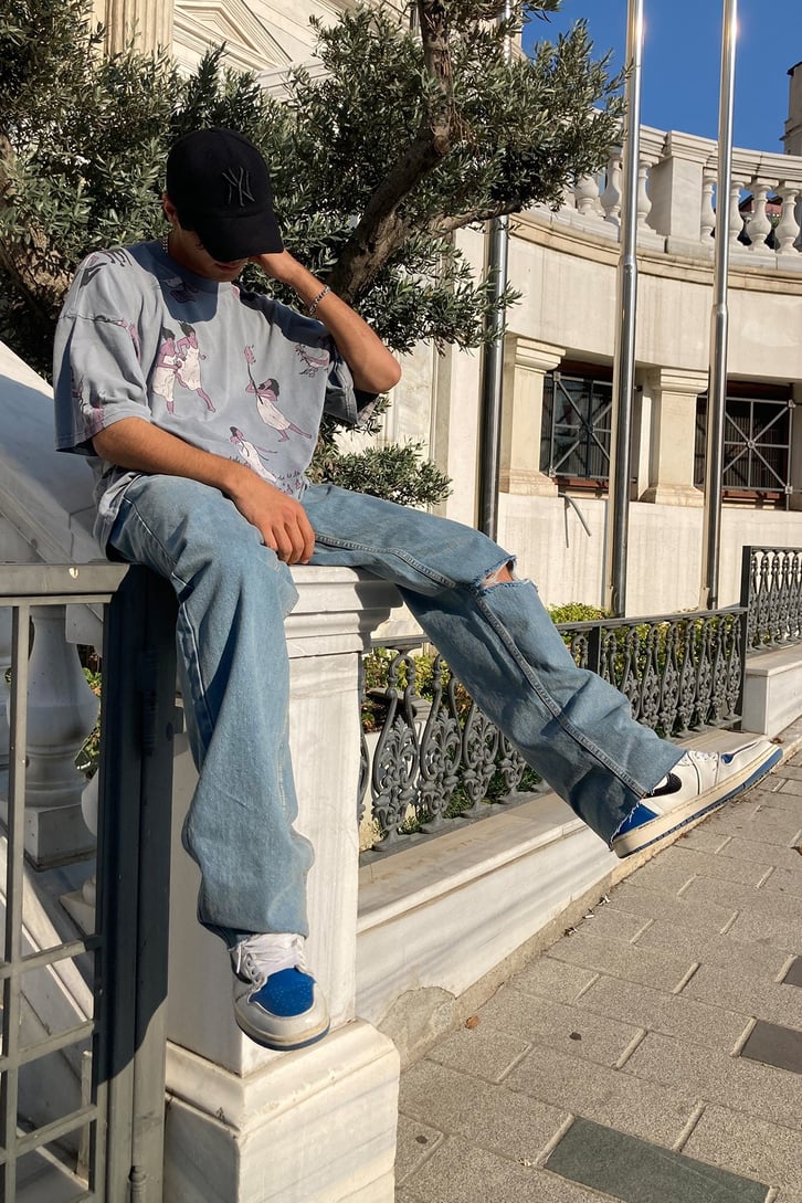 ELBİSELİ KADIN BASKILI TSHIRT