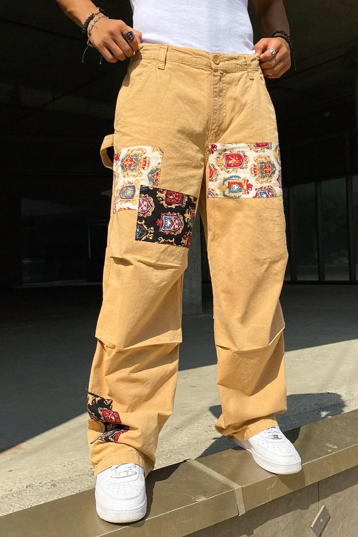 Emblem Patch Detay Hardal Baggy Jean