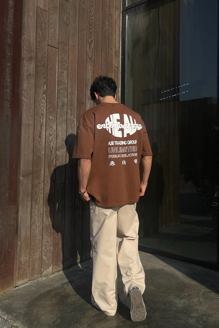 Encompassing Baskılı Beyaz Oversize Tişört