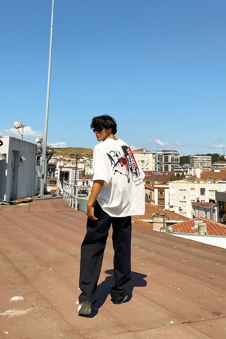 Endless Sırt Baskılı Oversize Tshirt