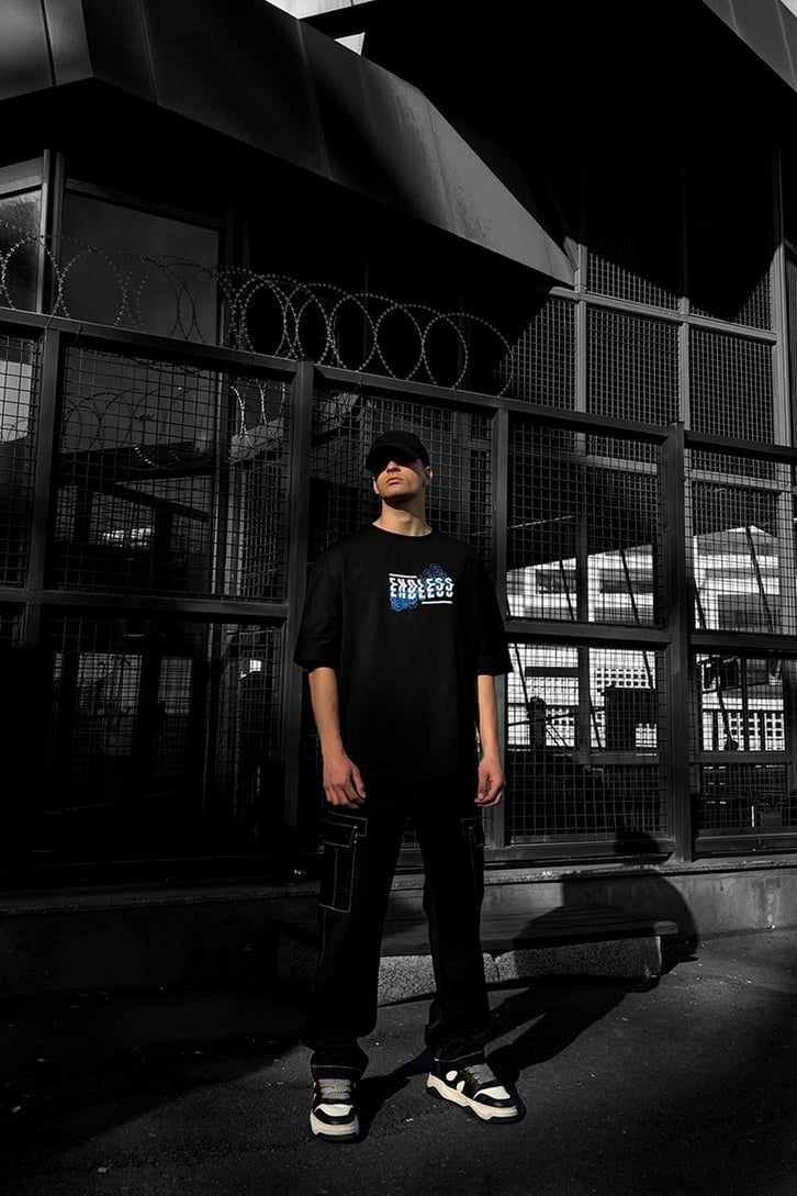 Endless Sırt Baskılı Oversize Tshirt