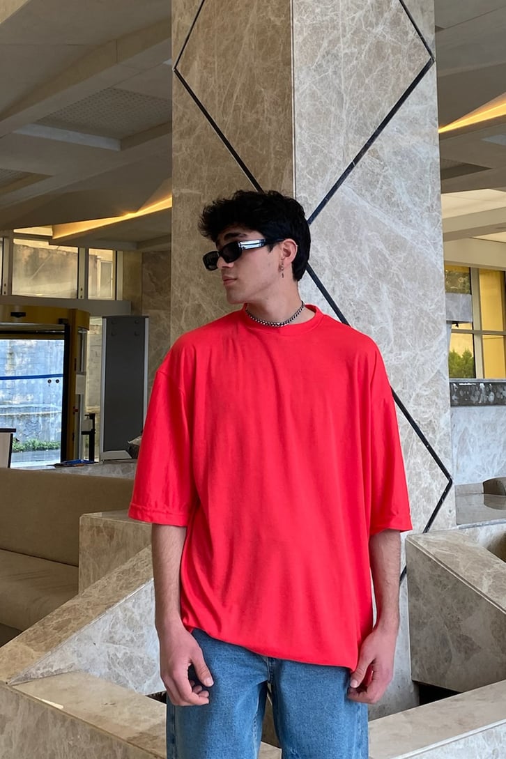 Erotic Red Oversize Basic Tshirt