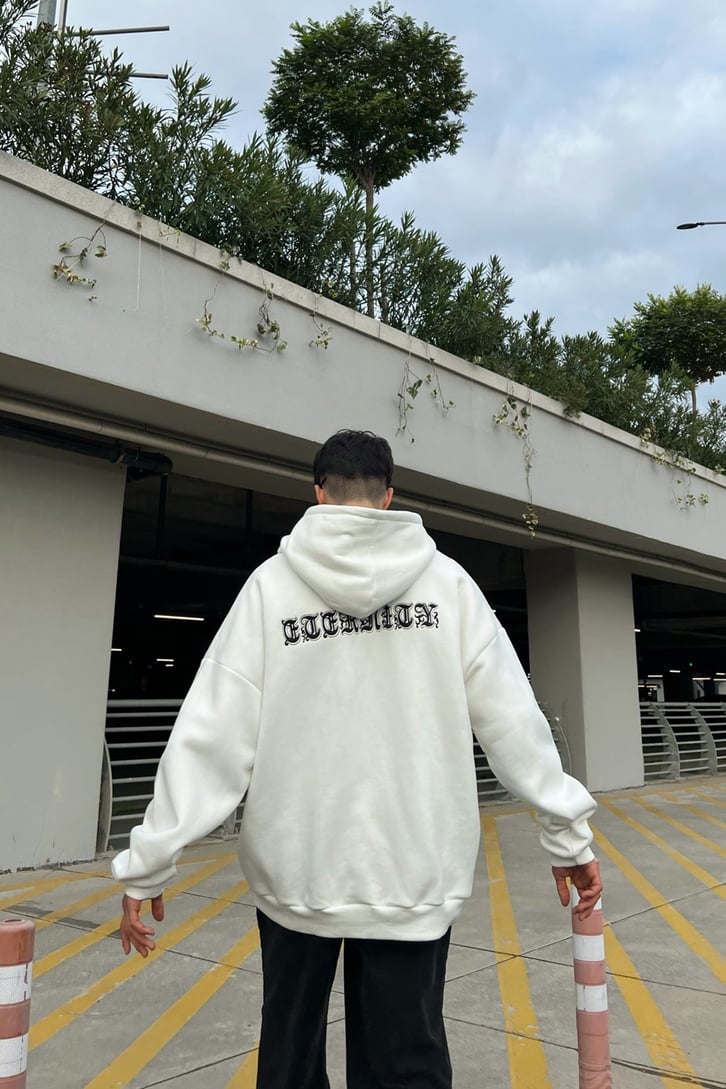 Eternity Nakışlı Beyaz Zipper Sweatshirt