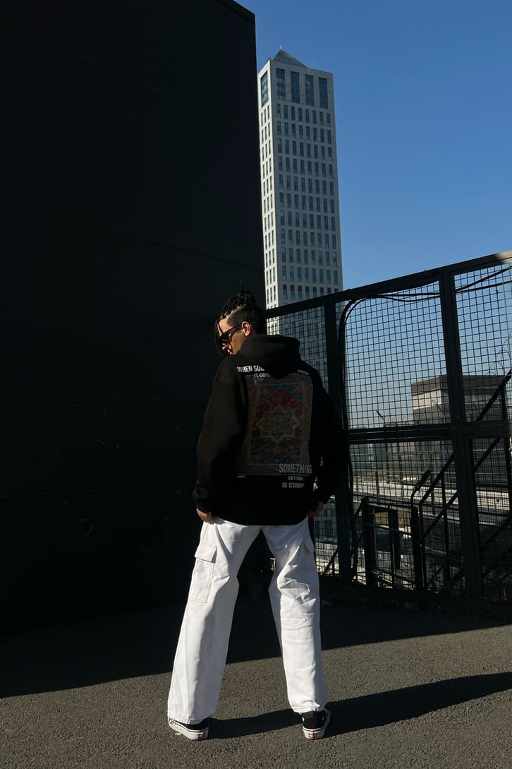 Ethnic Rug Baskılı Siyah Oversize Sweatshirt